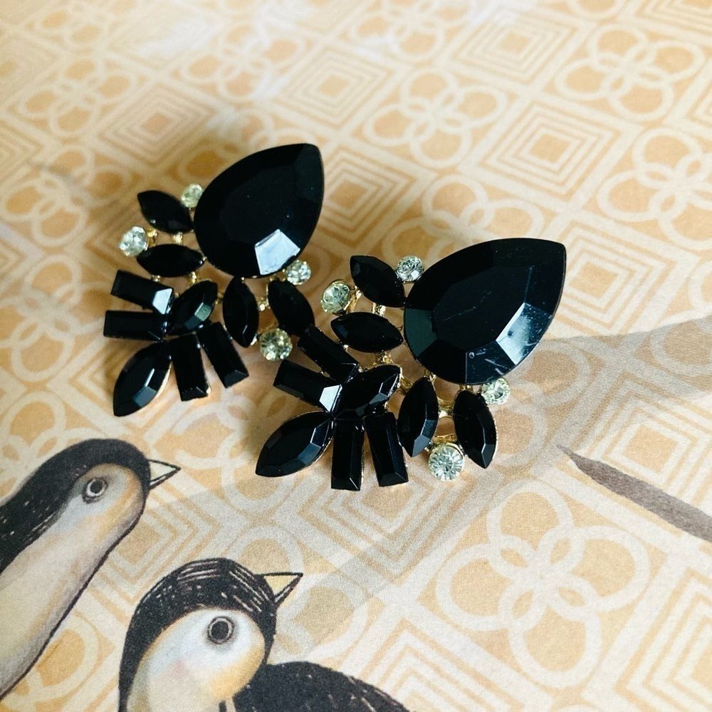 FREE WITH PURCHASE Black Rhinestone Art Deco Teardrop Stud Earrings Jewelry